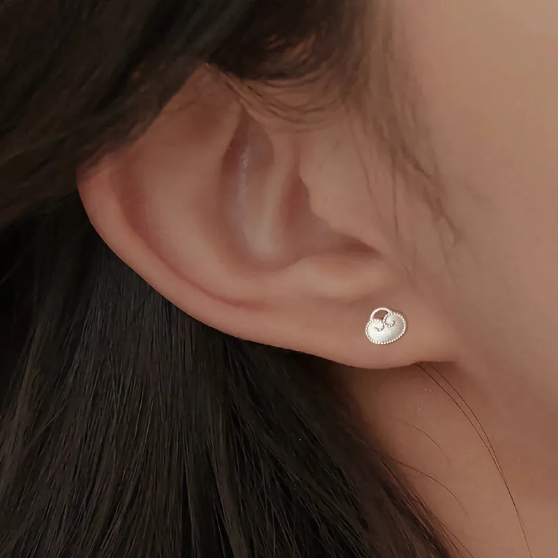Happy Tide S999 Fine Silver Stud Earrings Women's-2