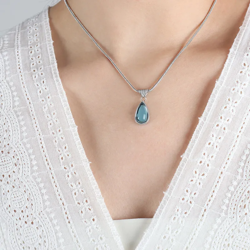 Happy Tide Titanium Steel Necklaces Women's-3