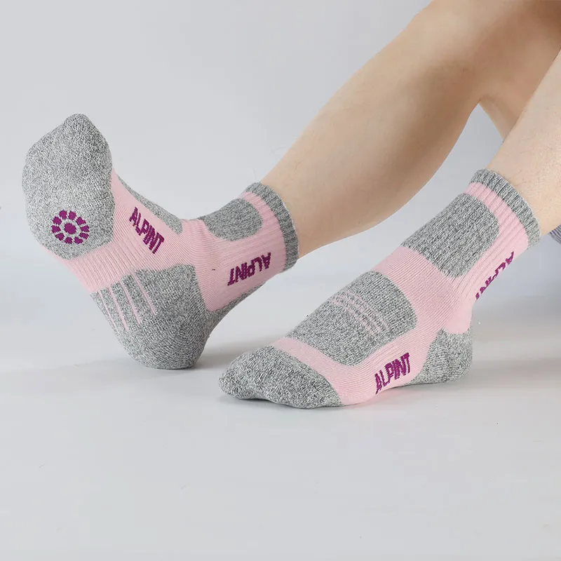 ALPINT MOUNTAIN Sports Socks Women's 1 Pack Pink-4