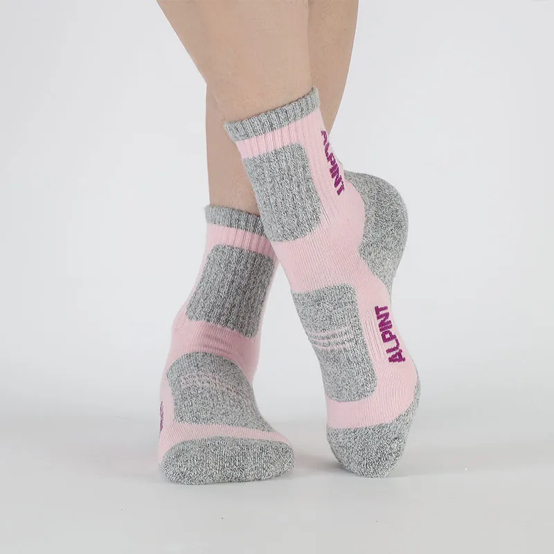 ALPINT MOUNTAIN Sports Socks Women's 1 Pack Pink-3