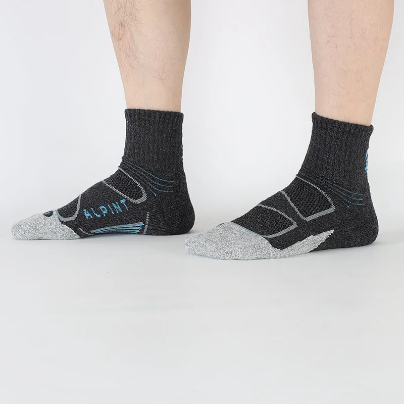 ALPINT MOUNTAIN Sports Socks Men's 1 Pack-3