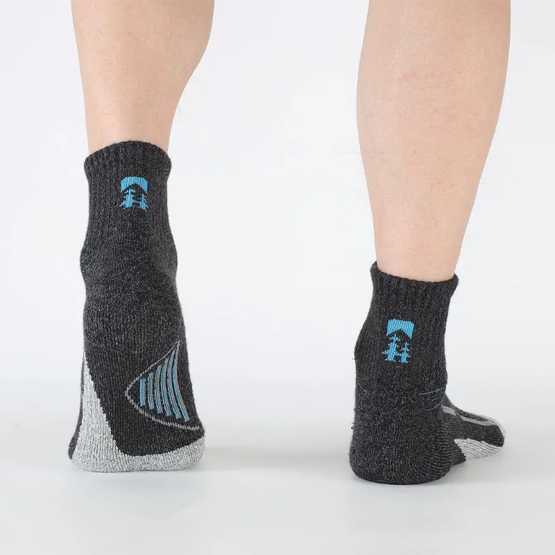 ALPINT MOUNTAIN Sports Socks Men's 1 Pack-4