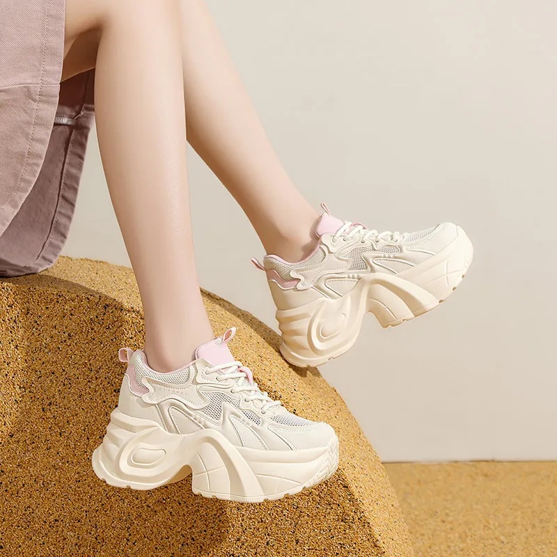 ZHR Little White Bear Abrasion Resistant Coverage Low Top Chunky Sneakers Women's-9