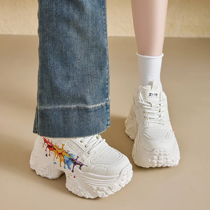 ZHR Little White Bear Wear resistant And Lightweight Low Top Chunky Sneakers Women's Beige-3