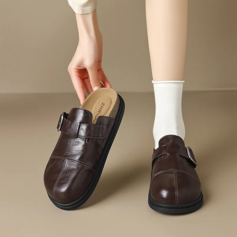 ZHR Closed Toe Slippers Women's-9