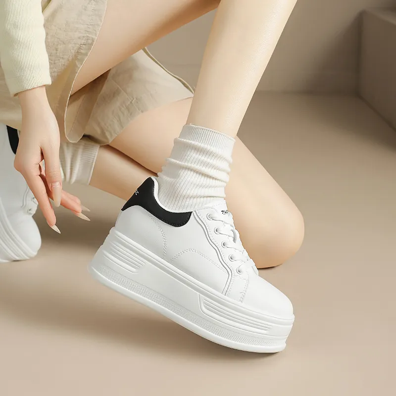 ZHR Low Top Skateboard Shoes Women's Beige Black-4