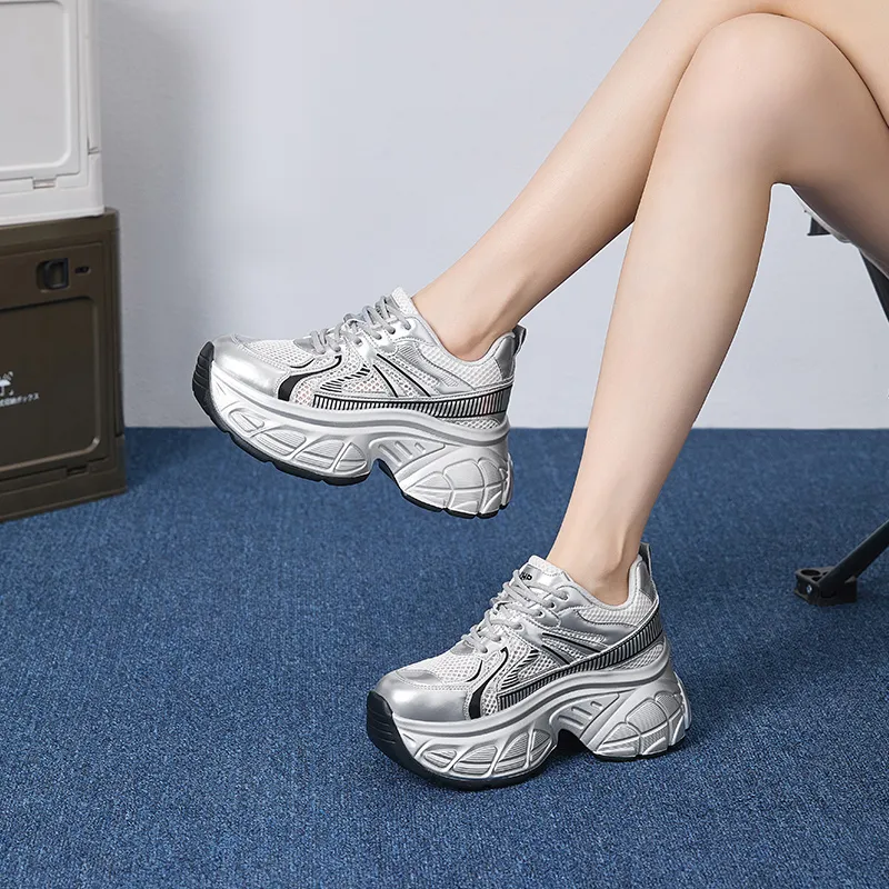 ZHR Chaser Of The Light Abrasion Resistant Height Increasing Low Top Chunky Sneakers Women's-2