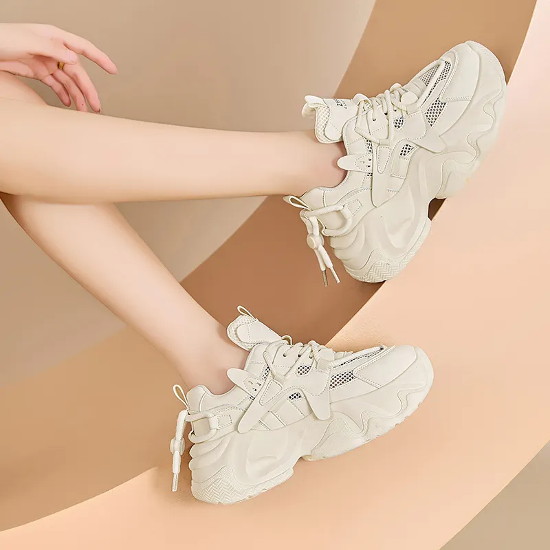 ZHR Little White Bear Abrasion Resistant Breathable Low Top Casual Shoes Women's Beige-4
