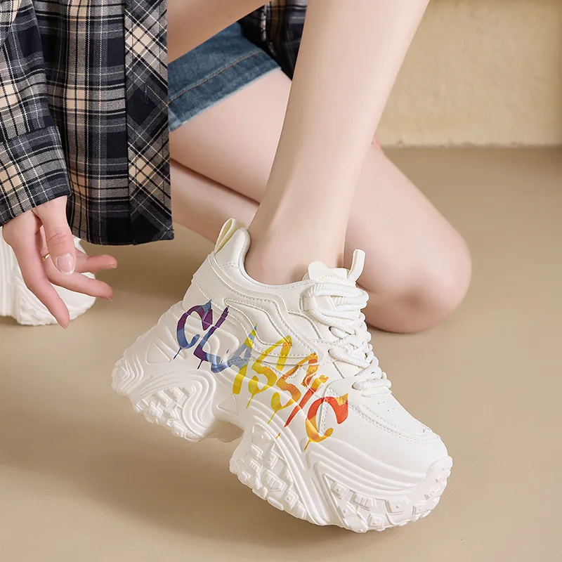 ZHR Little White Bear Abrasion Resistant Height Increasing Low Top Chunky Sneakers Women's Beige-3