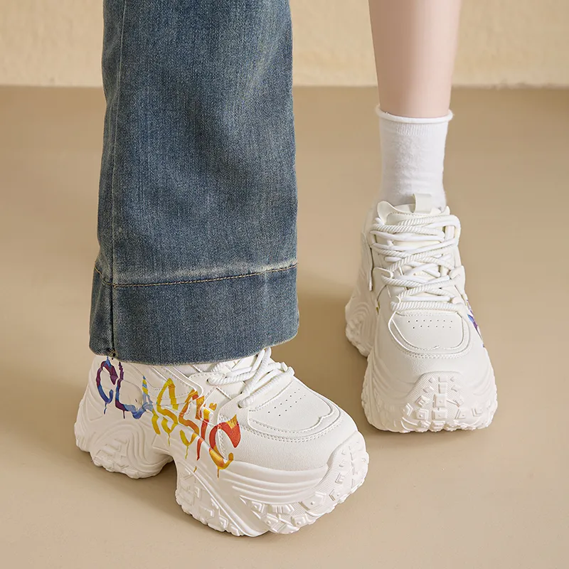 ZHR Little White Bear Abrasion Resistant Height Increasing Low Top Chunky Sneakers Women's Beige-4