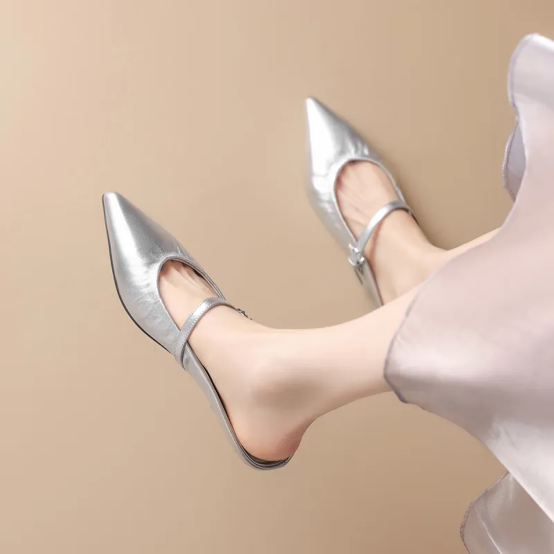 ZHR Closed Toe Slippers Women's-9
