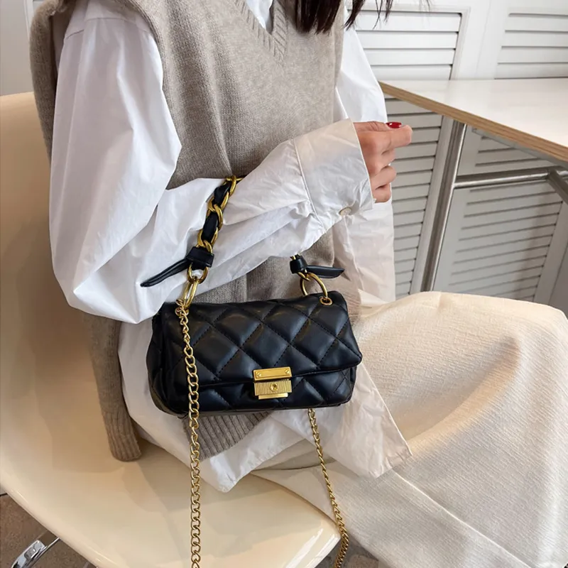 Jade En Plus PU Portable Small Size Women's Mysterious Black-5