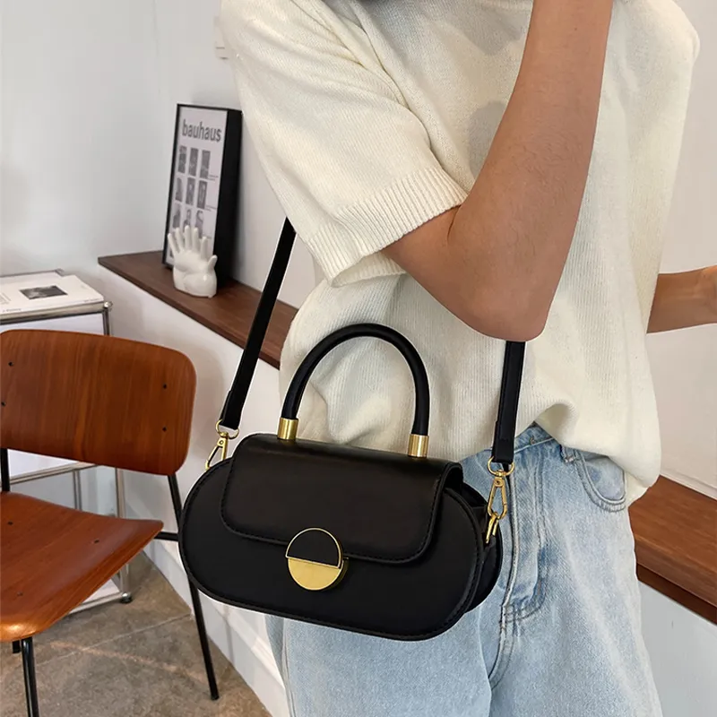 Jade En Plus Textured PU One Shoulder Handbag Crossbody Bag Regular Women's Black/Ecru/Green/Rose Red-2