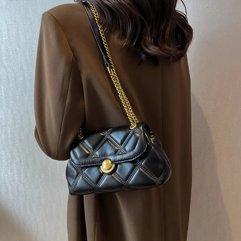 Jade En Plus PU Shoulder Bag Regular Women's Black-4