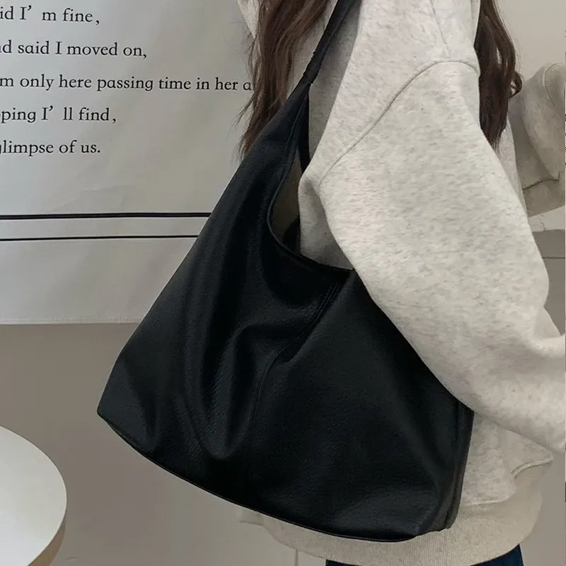 Jade En Plus PU Shoulder Bag Regular Women's White/Black/Pink-15