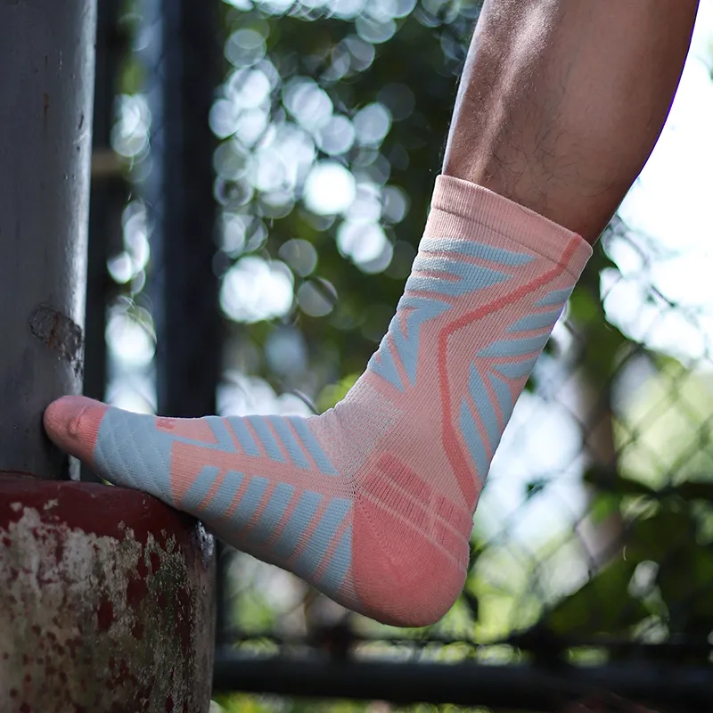 Brute Rabbit Basketball Socks Men's 3 Pack-9