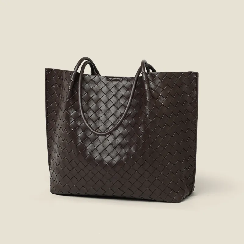 C°BANNER Cow Leather With Synthetic Leather Shoulder Bag Tote Women's Milkshake White/Classic Black-16