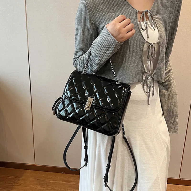 C°BANNER Synthetic Leather Shoulder Bag With Diamond Pattern Chain Backrest Medium Size Women's Black-4