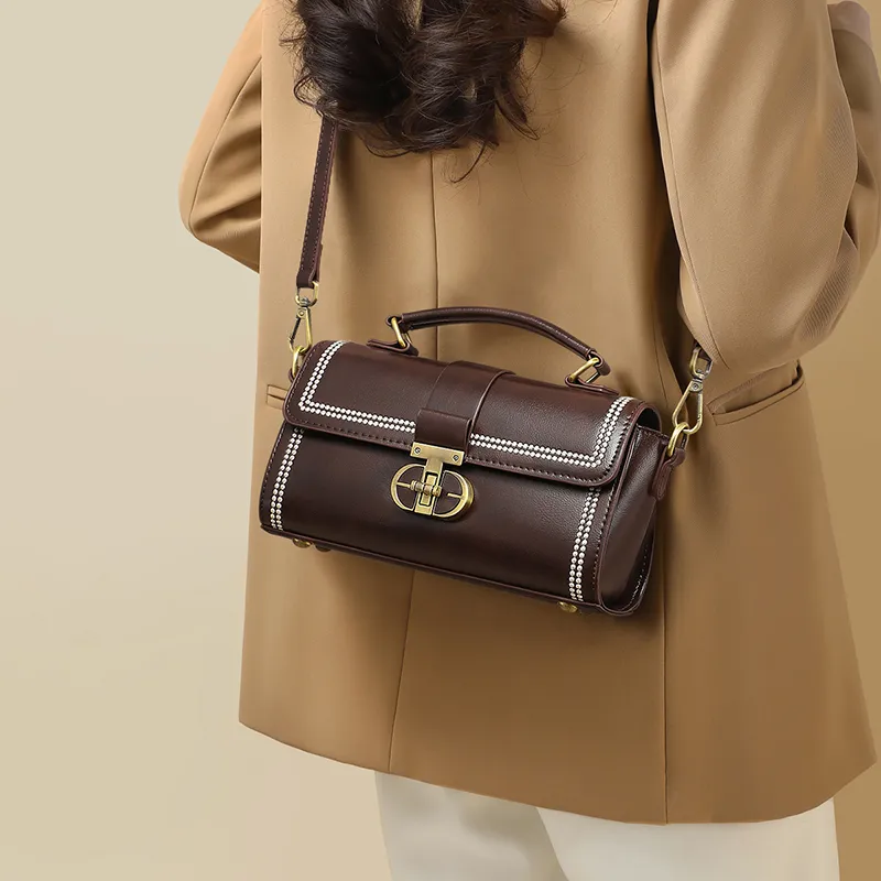 C°BANNER Cow Leather One Shoulder Crossbody Small Square Handbag Regular Women's Burgundy-3
