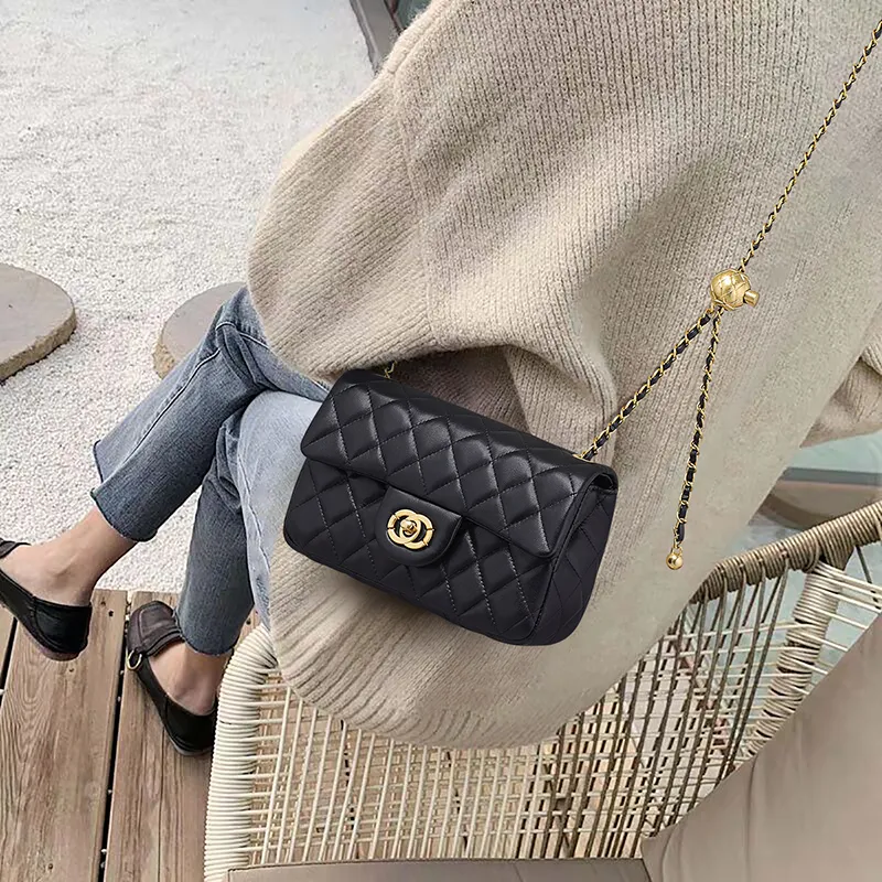 C°BANNER Cow Leather Shoulder Bag Women's Black-1