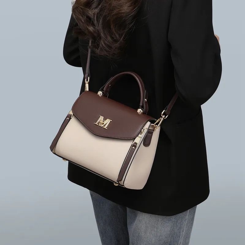 C°BANNER Split Cow Leather Shoulder Bag, Crossbody Bag, Handbag Regular Women's Ecru Coffee-3