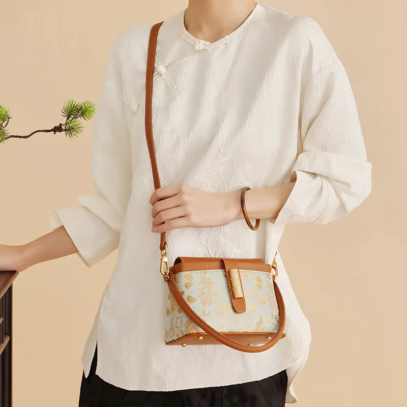 Pivsnu Silk Shoulder Bag, Crossbody Bag, Handbag Regular Women's Brown Koi Seaweed-3