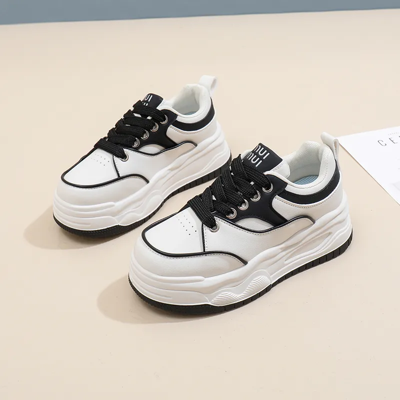Lycakington Abrasion Resistant, Breathable, Lightweight Low Top Casual Shoes Women's-9