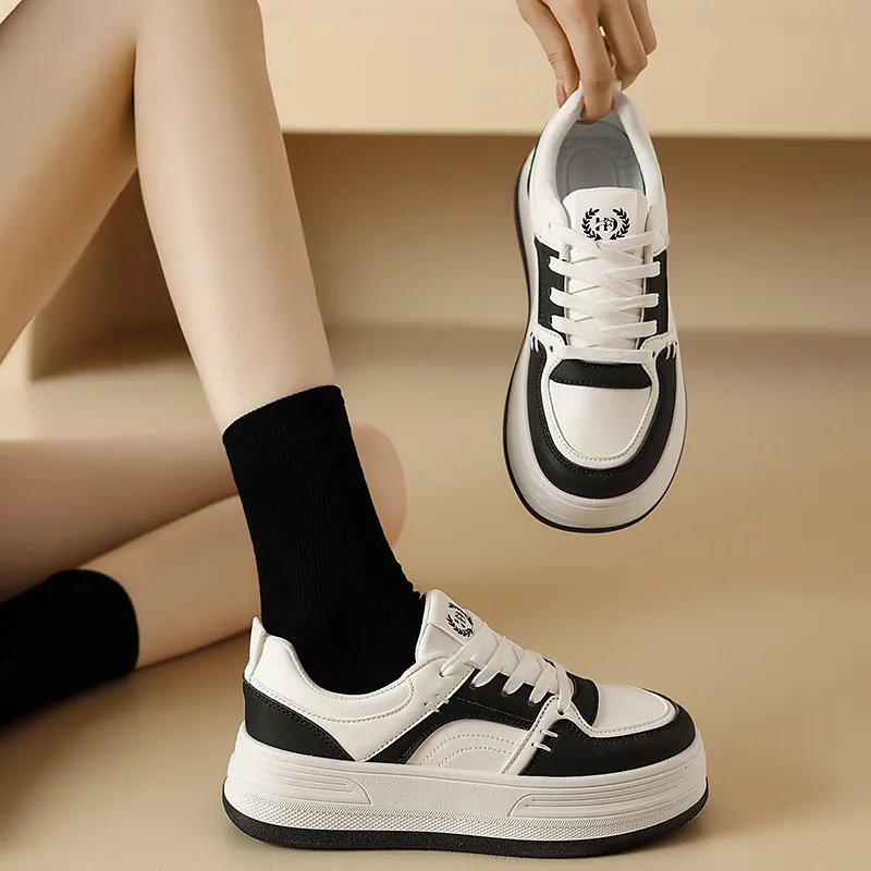 Lycakington Anti Slip Wear Resistant Low Top Skateboard Shoes Women's-7