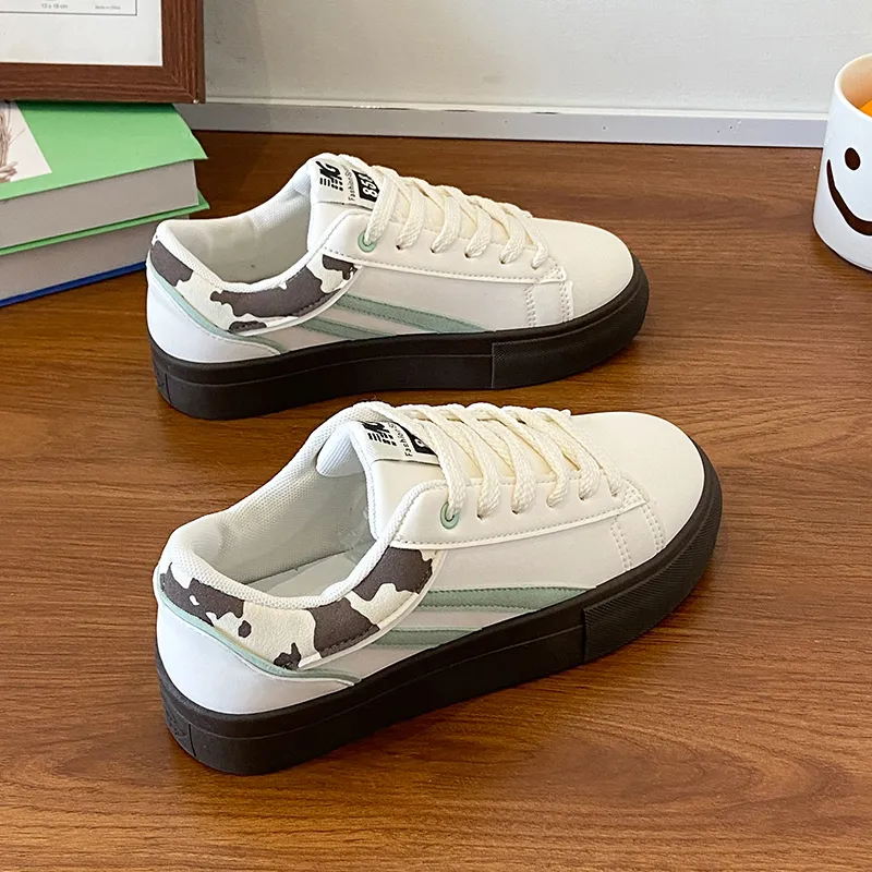 Lycakington Non slip Lightweight Low Top Skateboard Shoes Women's-8