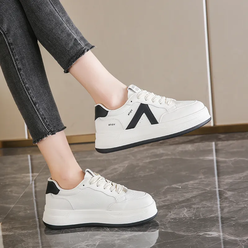 Lycakington Anti Slip And Wear Resistant Lightweight Low Top Casual Shoes Women's-3
