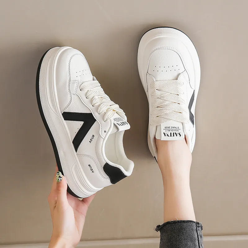 Lycakington Anti Slip And Wear Resistant Lightweight Low Top Casual Shoes Women's-1
