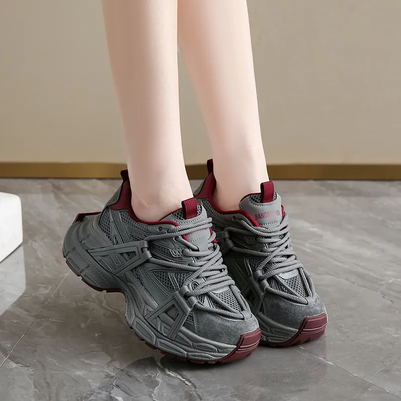 Lycakington Wear Resistant Height Increasing Coverage Low Top Casual Shoes Women's-8