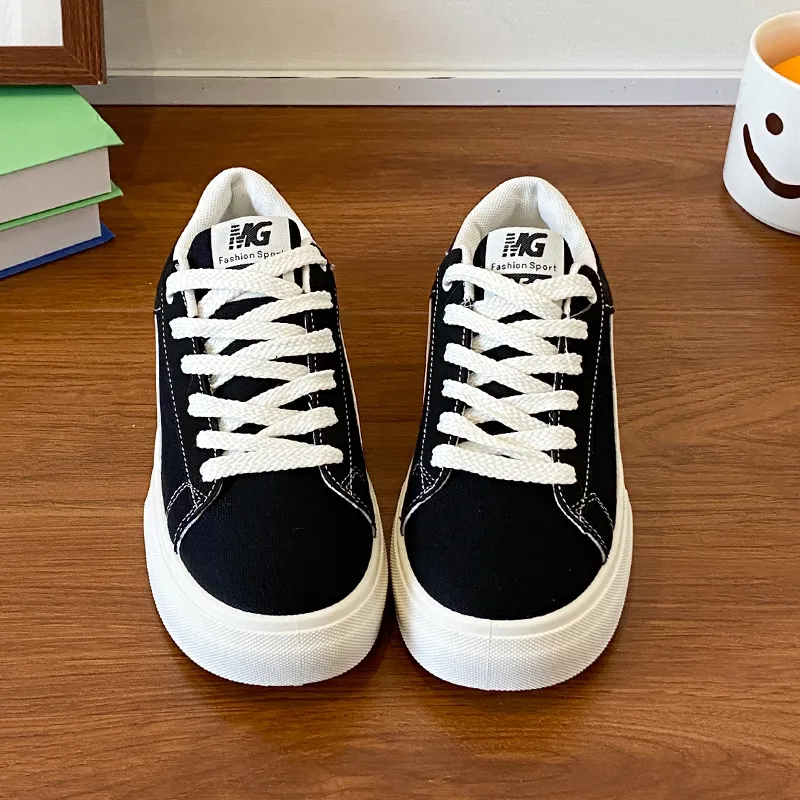 Lycakington Non slip Lightweight Low Top Skateboard Shoes Women's-2