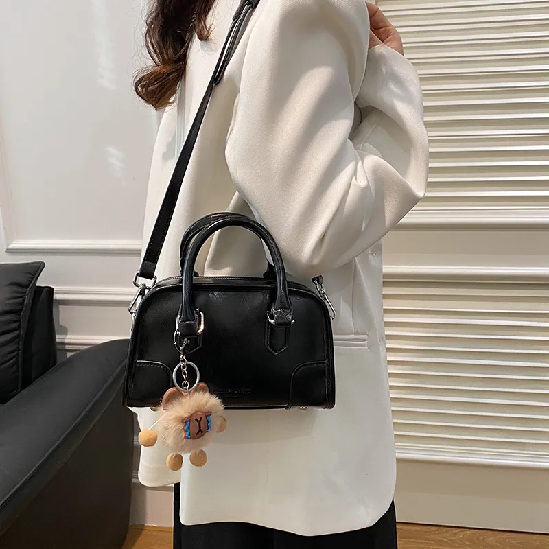 KARUISHA PU Shoulder Bag Crossbody Bag Handbag Regular Women's Ecru/Khaki/Coffee/Black-15