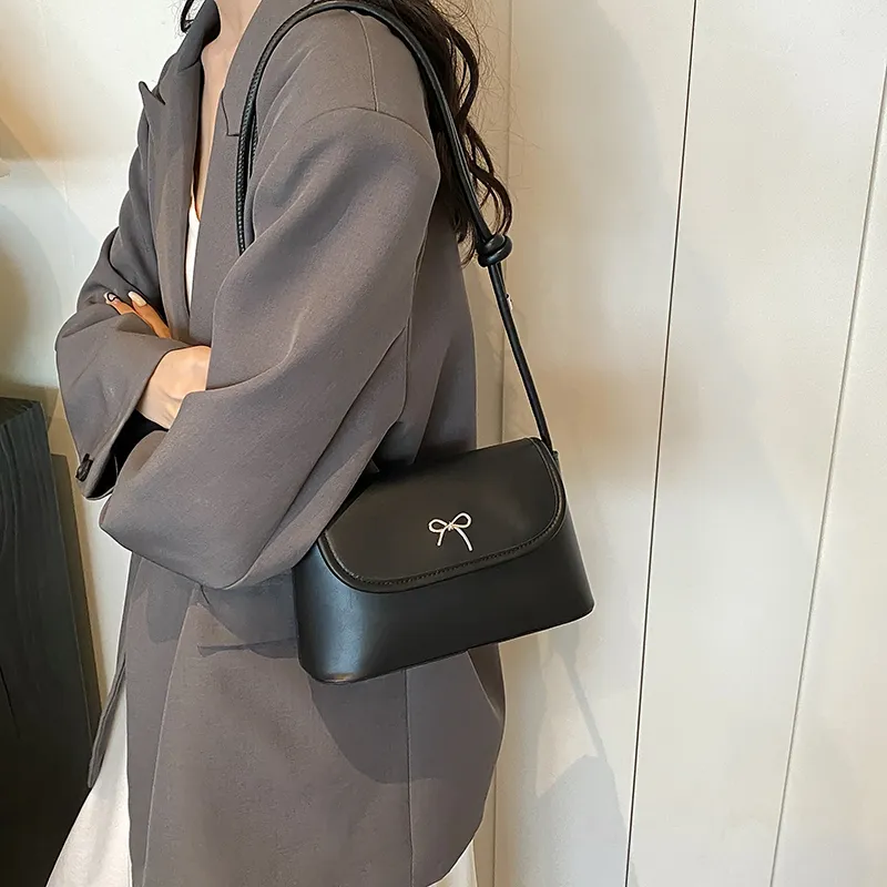 KARUISHA PU Shoulder Bag Women's White/Silver/Brown/Black/Pink-13