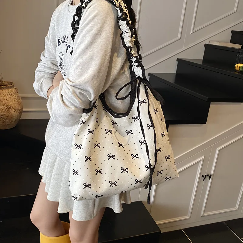 KARUISHA Nylon Fabric Shoulder Bag Women's White-1