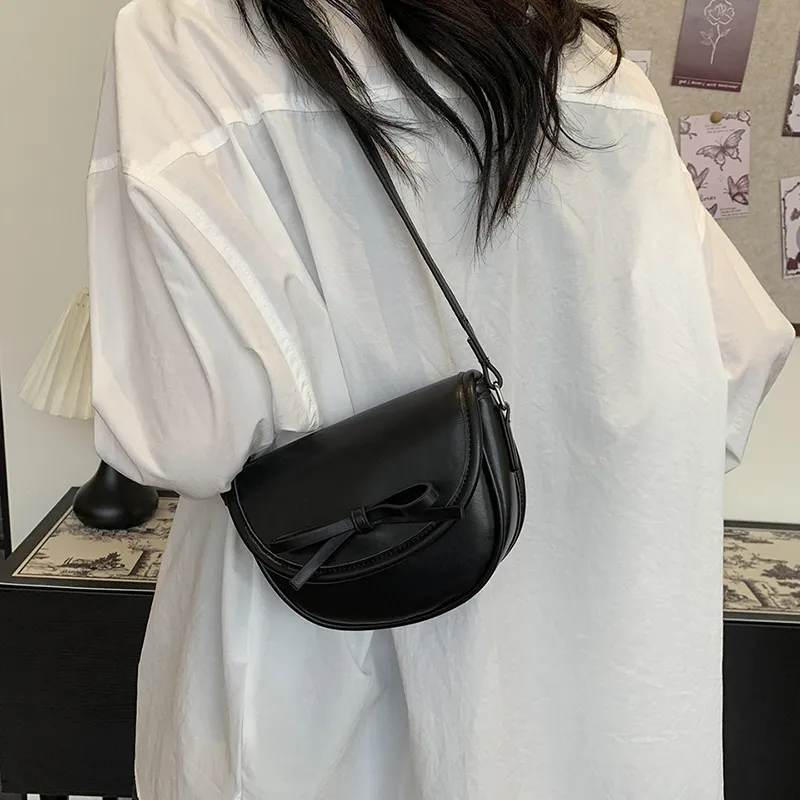 KARUISHA PU Crossbody Bag Shoulder Bag Women's White/Pink/Silver/Black-11
