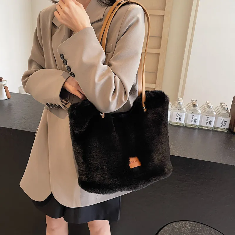 KARUISHA Fuzzy Handbag, Shoulder Bag Regular Women's Black/Brown/Ecru-4
