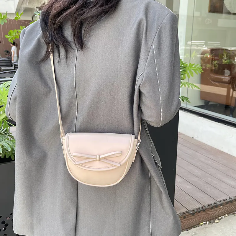 KARUISHA PU Crossbody Bag Shoulder Bag Women's White/Pink/Silver/Black-4
