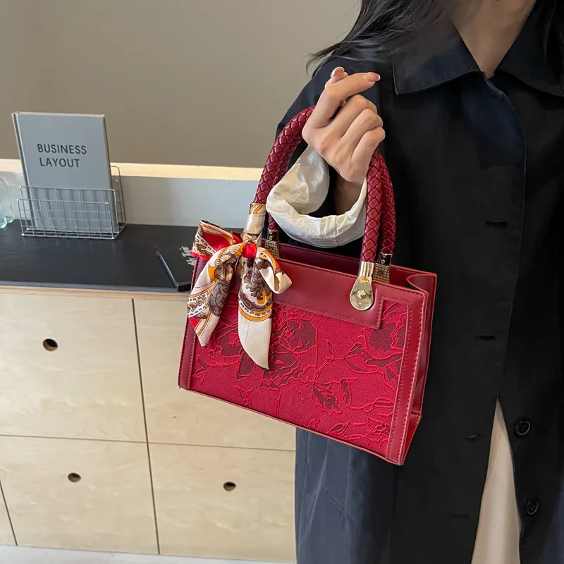 KARUISHA PU Patchwork Shoulder Bag Regular Women's Red/Burgundy-20