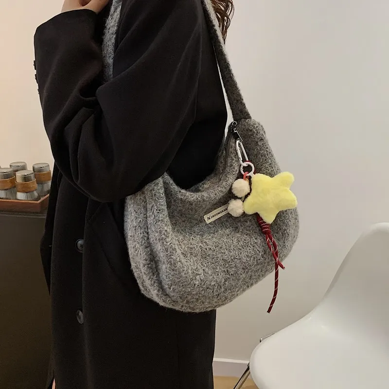 KARUISHA Woolen Handbag, Crossbody Bag, Shoulder Bag Regular Women's Multicolor-38