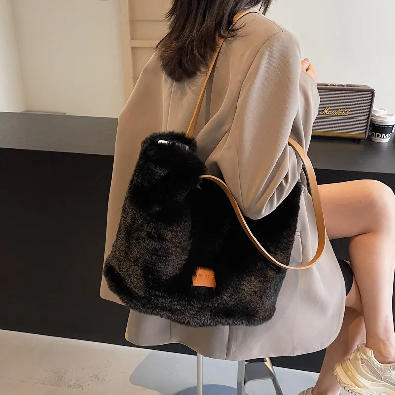 KARUISHA Fuzzy Handbag, Shoulder Bag Regular Women's Black/Brown/Ecru-1
