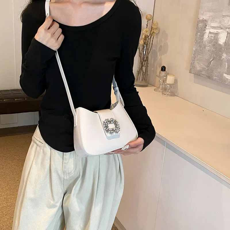 KARUISHA PU Shoulder Bag Women's Black/Silver/Red/White-14