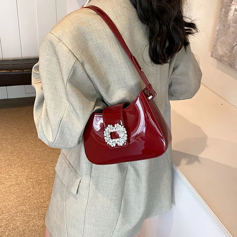 KARUISHA PU Shoulder Bag Women's Black/Silver/Red/White-11