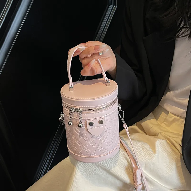 VERADONNA PU Bucket Bag, Shoulder Bag, Crossbody Bag, Handbag Women's Multicolor-5