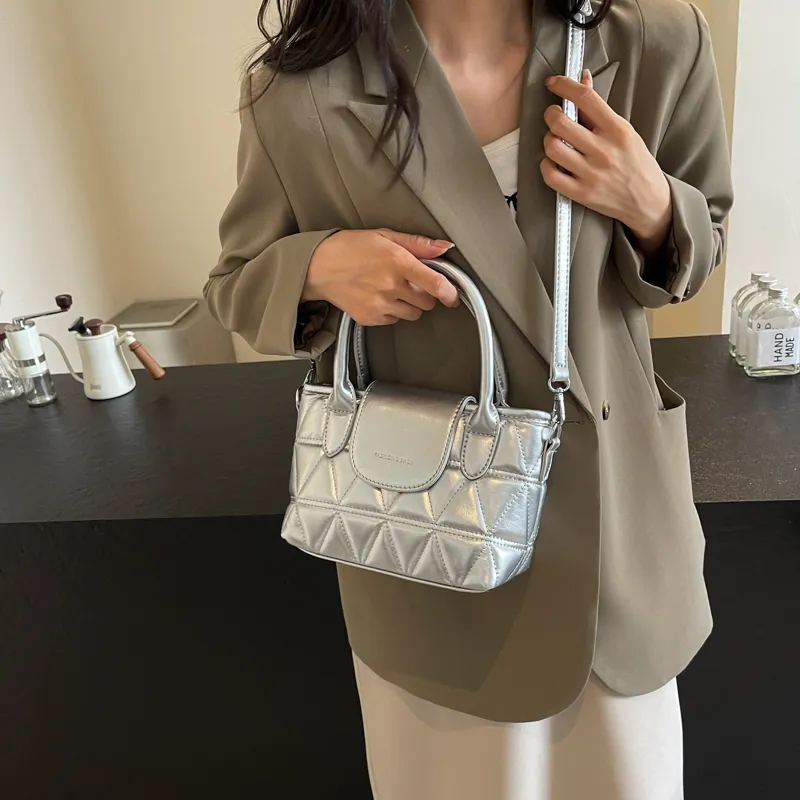 KARUISHA PU Handbag Women's Black Silver Burgundy White-5