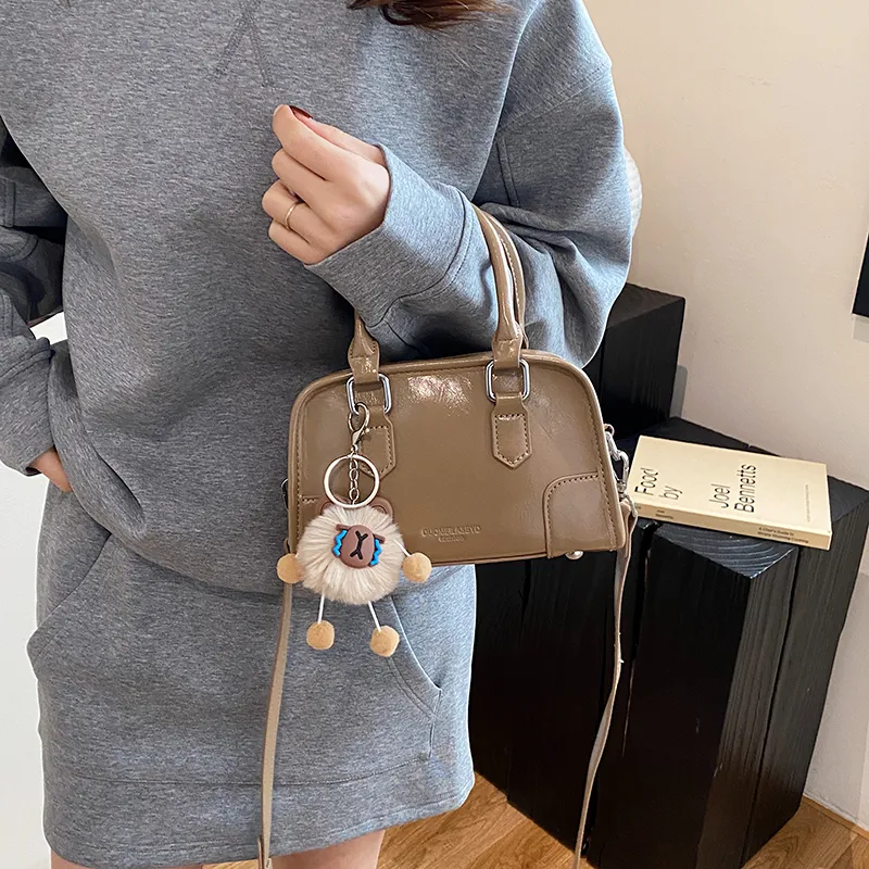 KARUISHA PU Shoulder Bag Crossbody Bag Handbag Regular Women's Ecru/Khaki/Coffee/Black-5