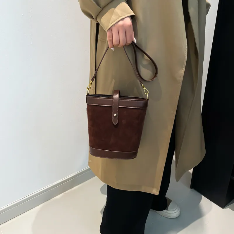KARUISHA Suede Shoulder Bag Regular Women's Brown/Coffee-7