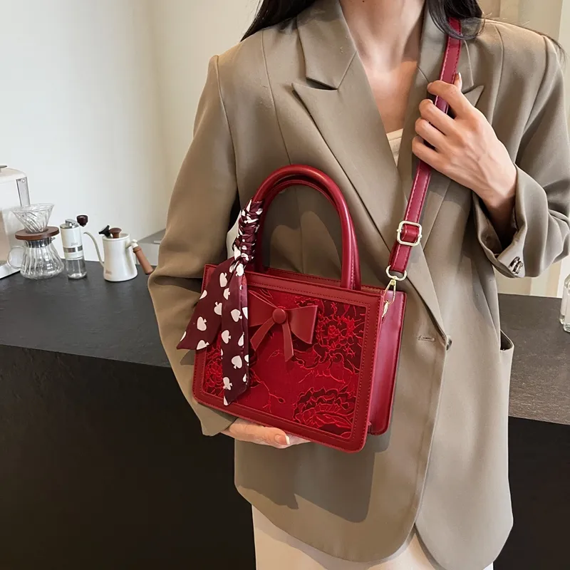 KARUISHA PU Patchwork Shoulder Bag Regular Women's Red/Burgundy-13