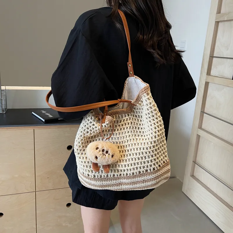 VERADONNA Knitted Fabric Shoulder Bag Women's Ecru-2